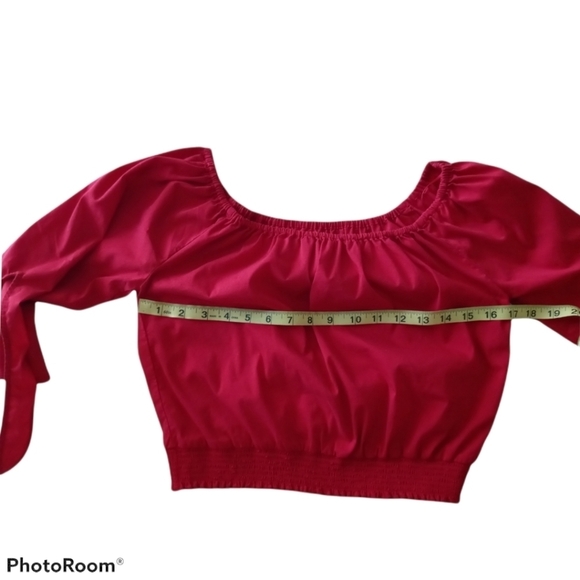 Hollister Red Crop Top. Size S - Picture 3 of 10